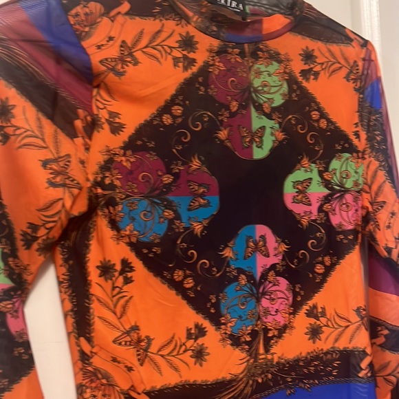 Akira Mesh Long-Sleeve Patterned Bodysuit - Picture 4 of 5